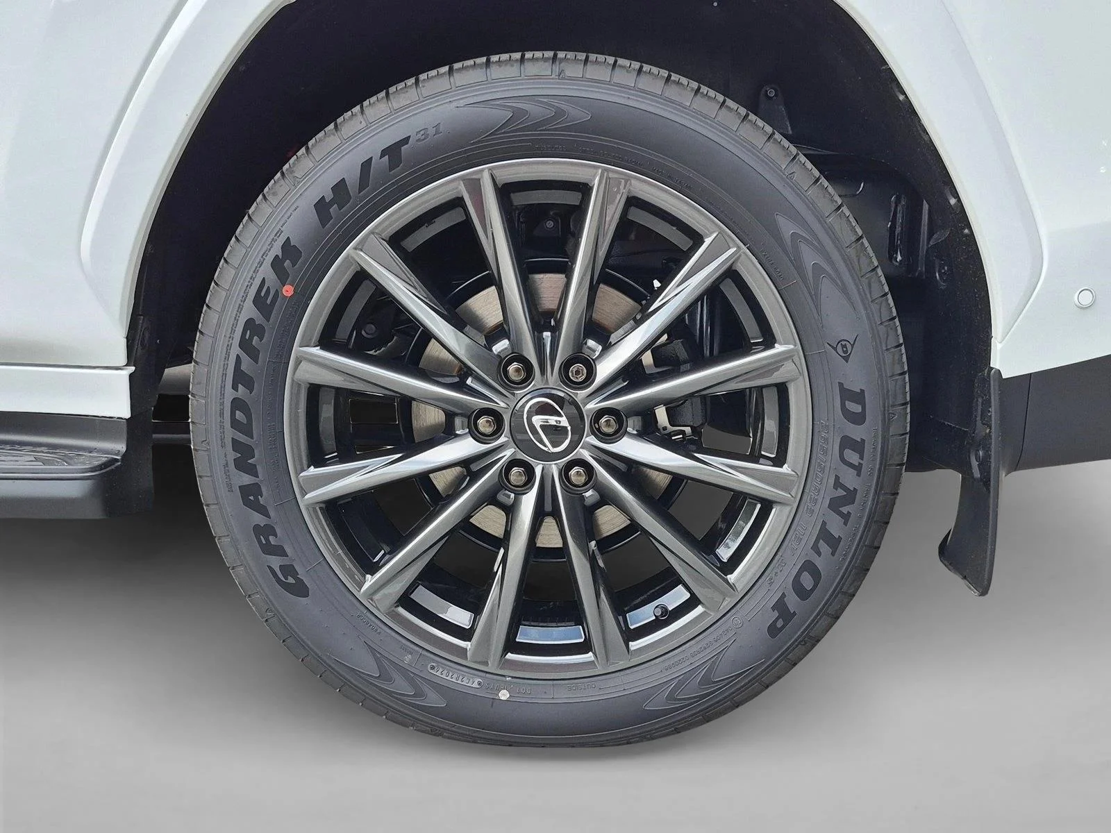 New 2026 Ultra White Lexus LX 700h F SPORT HANDLING image 9