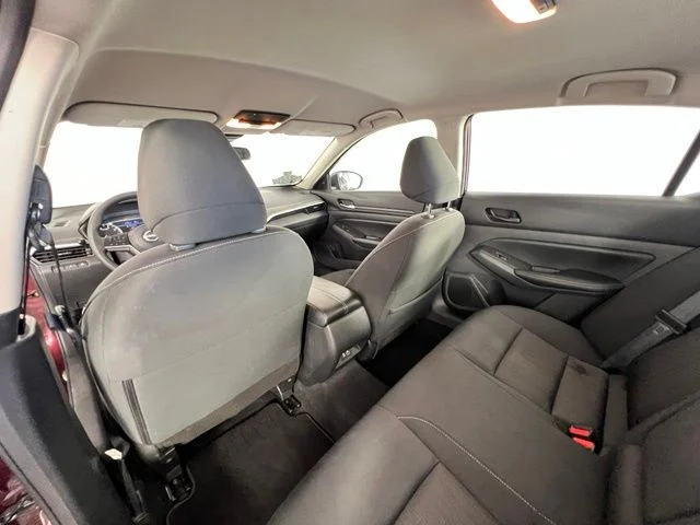 Used 2025  Nissan 2.5 SV image 14