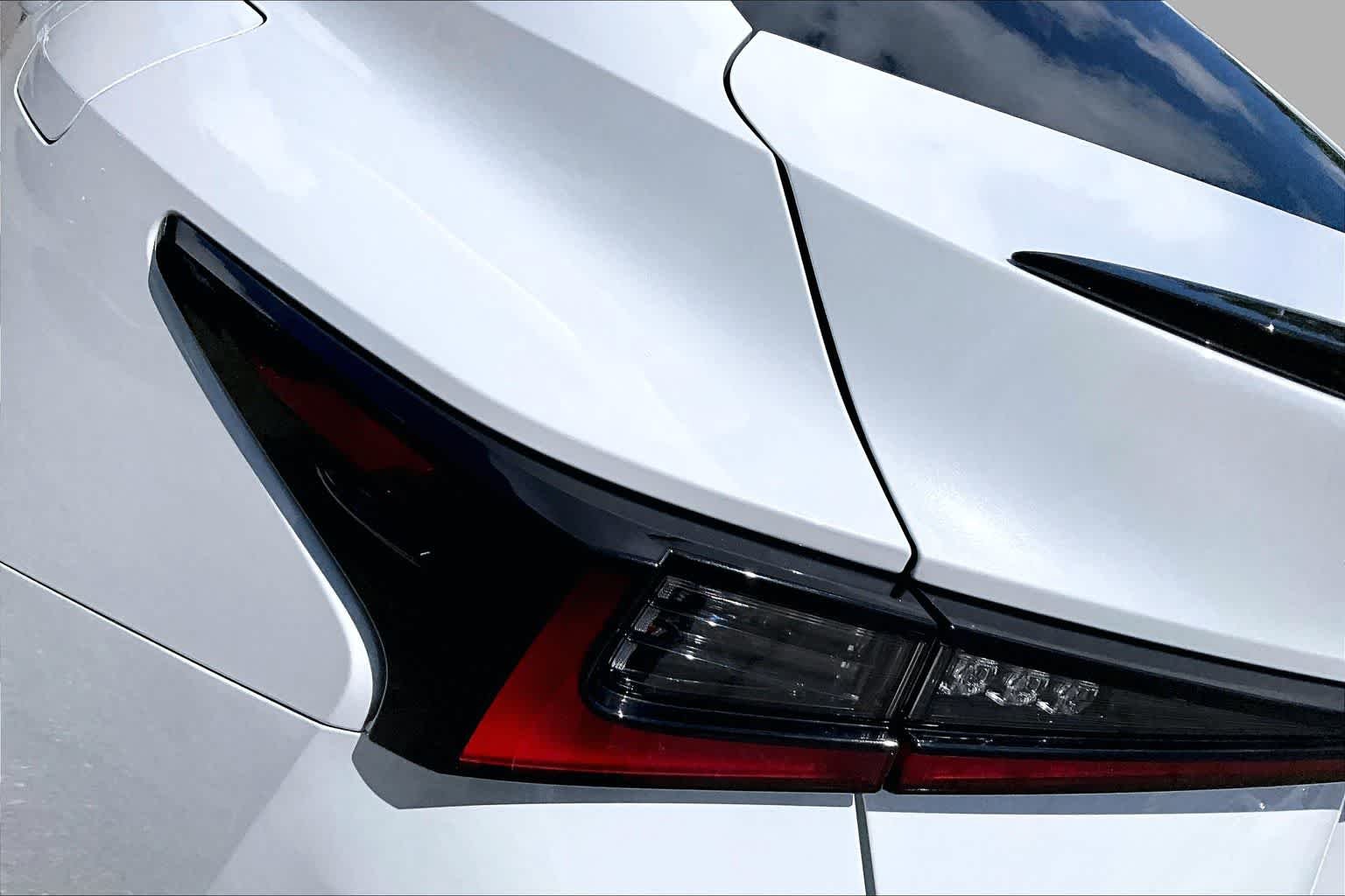 Used 2023 Ultra White Lexus F SPORT image 29