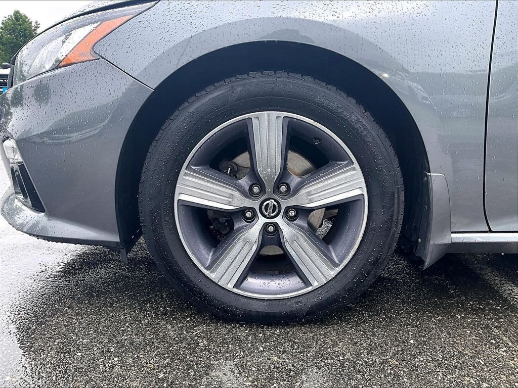 Used 2019 Gray Nissan 2.5 SV image 7