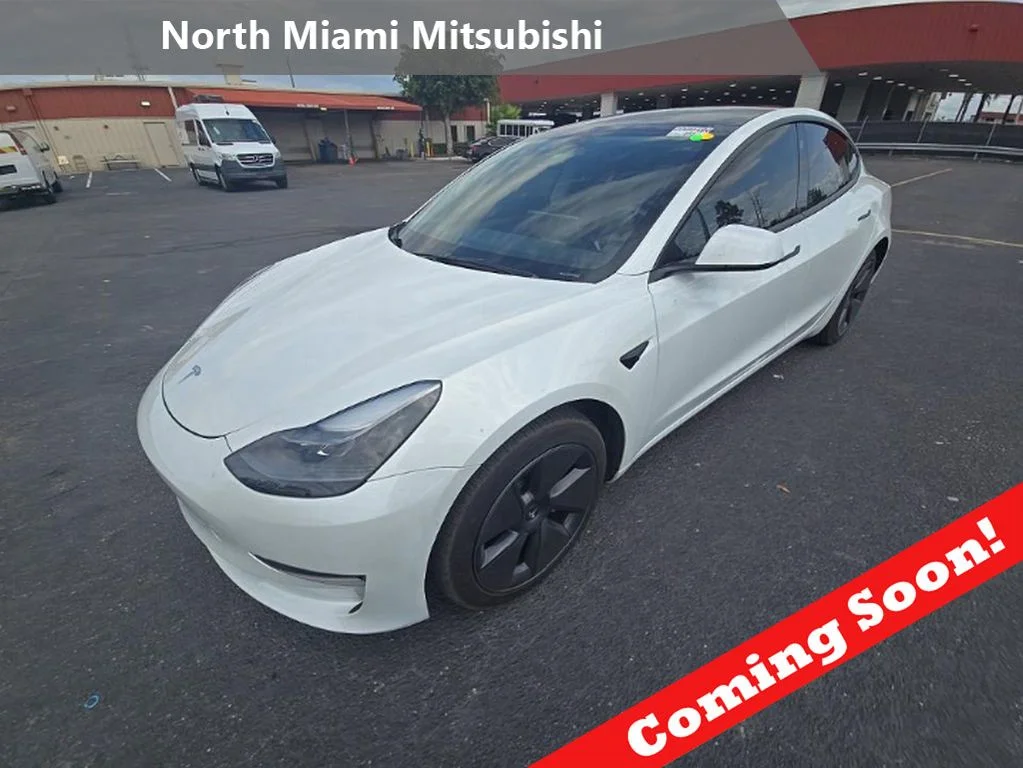 2023 Tesla Model 3 -'s photo