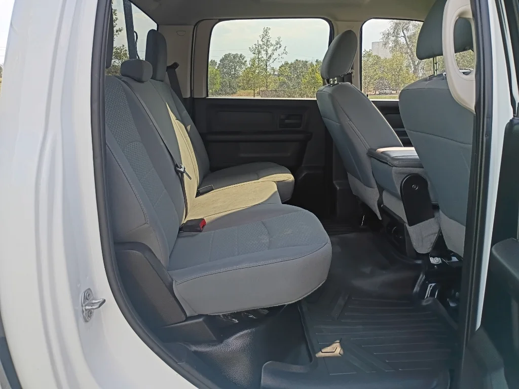 Used 2018 Bright White Clearcoat Ram Tradesman image 15