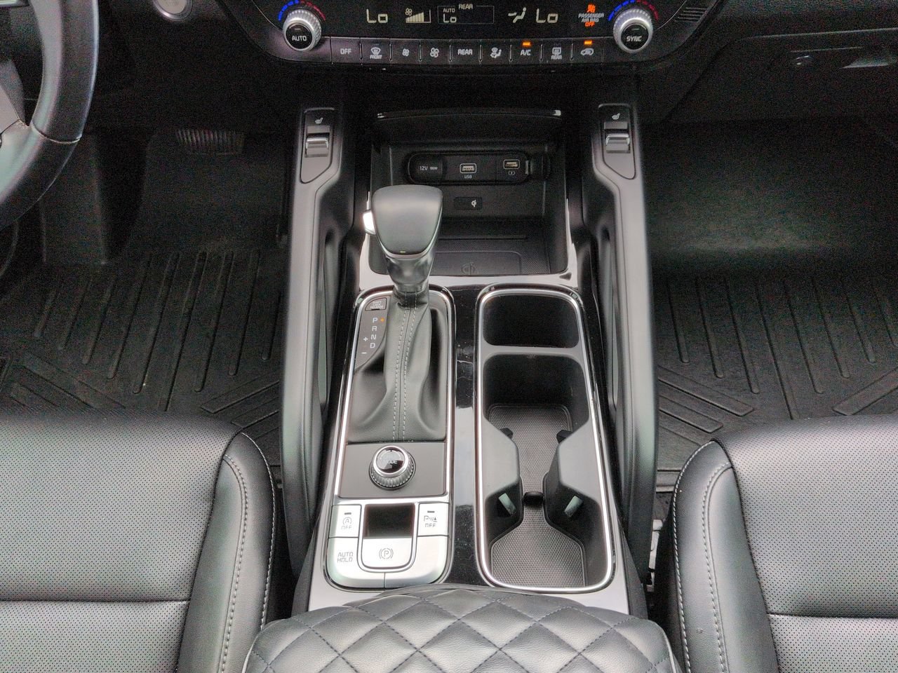 Certified Used 2022 Dark Moss Kia S image 21