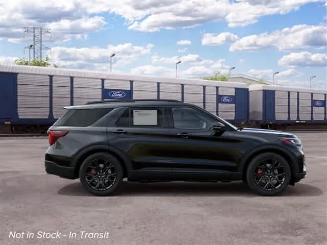 New 2027 Agate Black Metallic Ford ST image 5