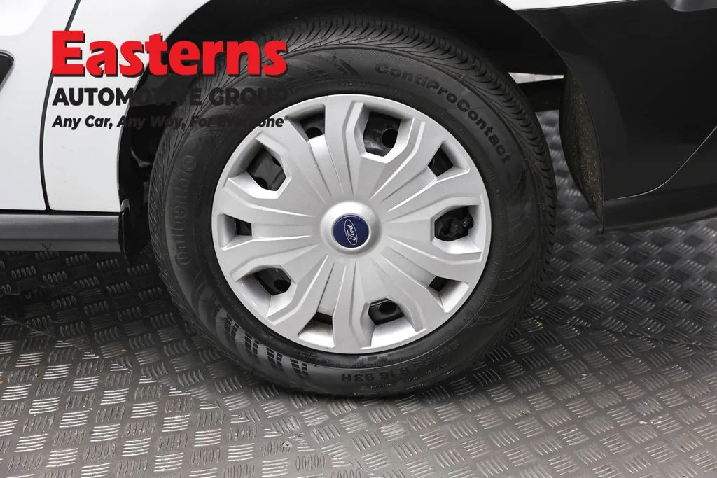 Used 2022 White Ford XL image 8