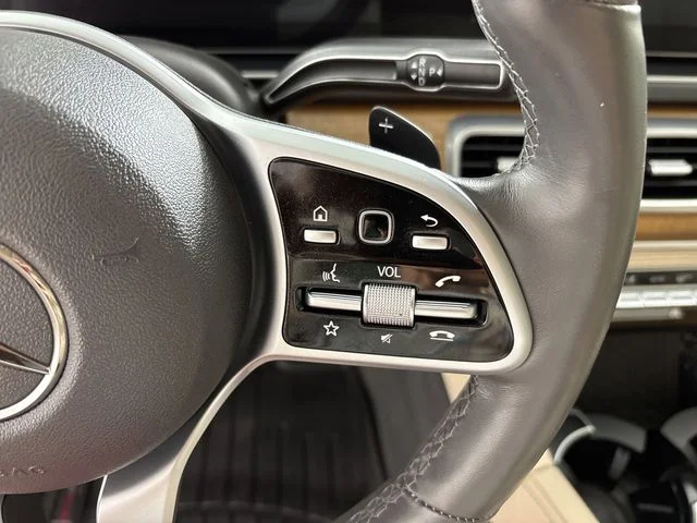 Used 2020 Silver Mercedes-Benz GLE 450 image 31
