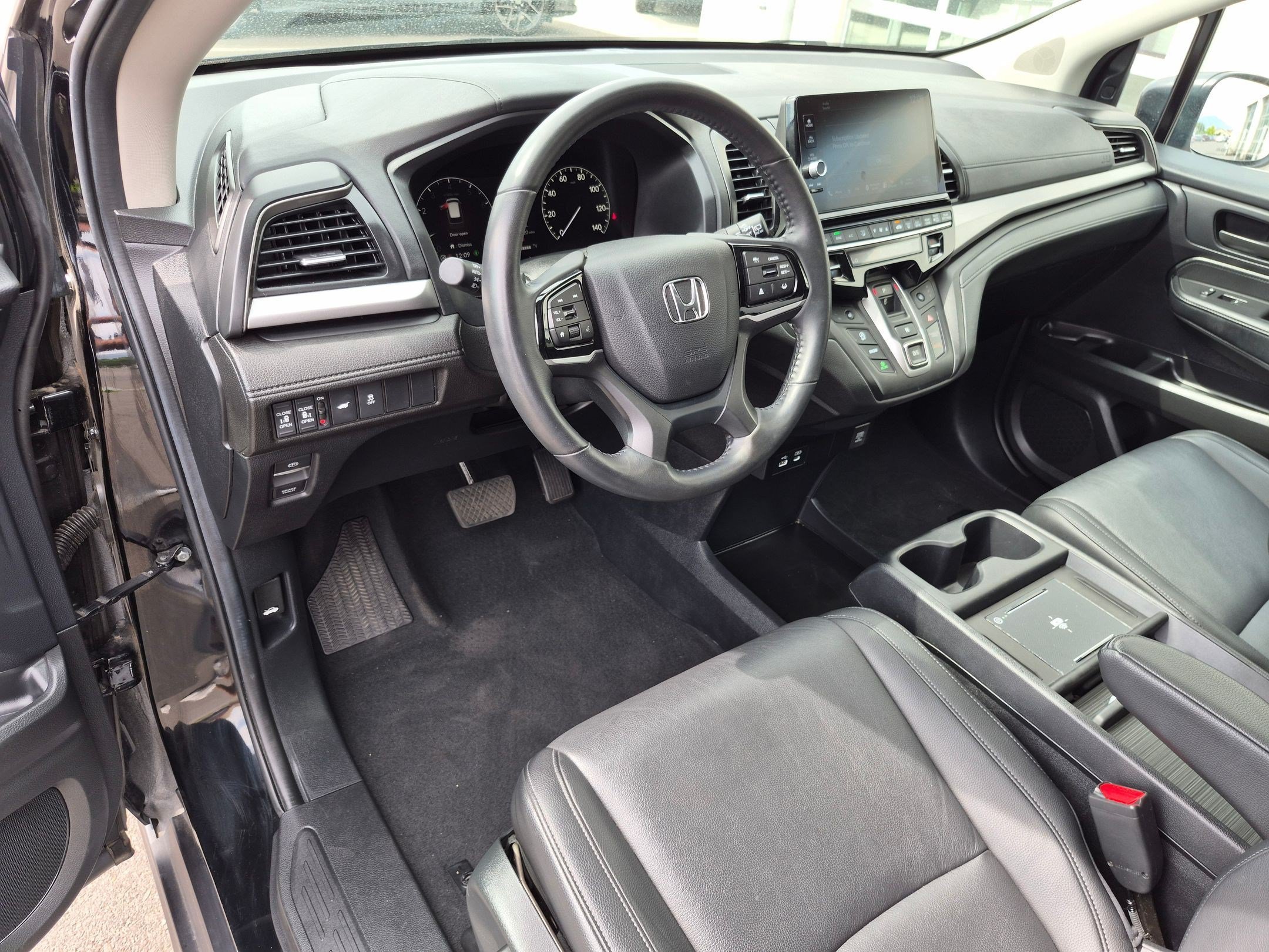 Used 2025 Black Honda EX-L image 14