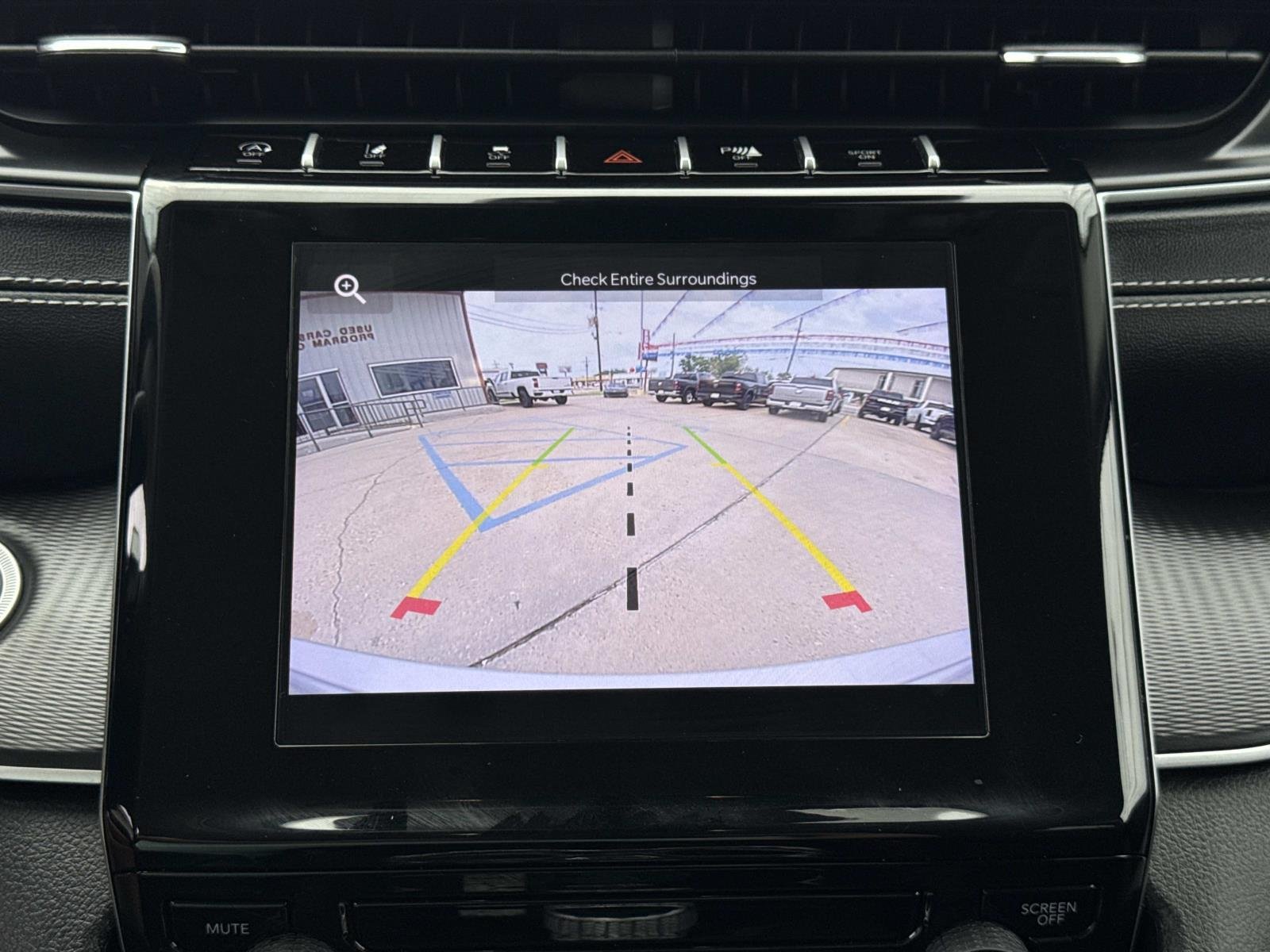 Used 2024 Silver Zynith Jeep Laredo image 25