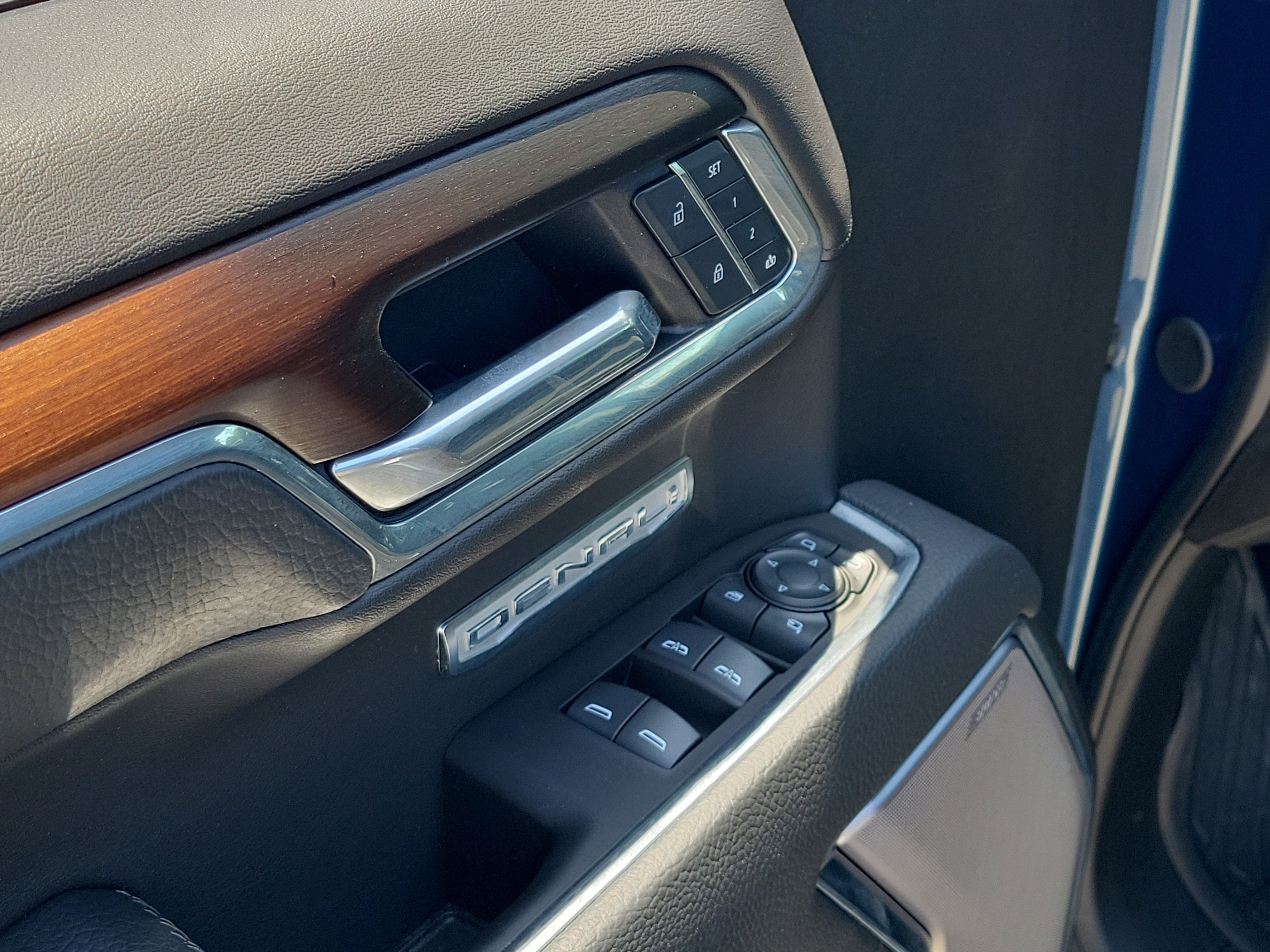 Used 2025 Downpour Metallic GMC Denali image 20