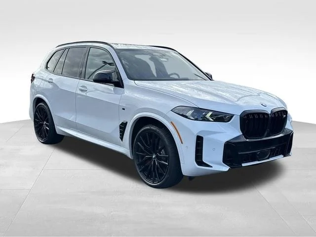 2026 BMW X5 M60i's photo