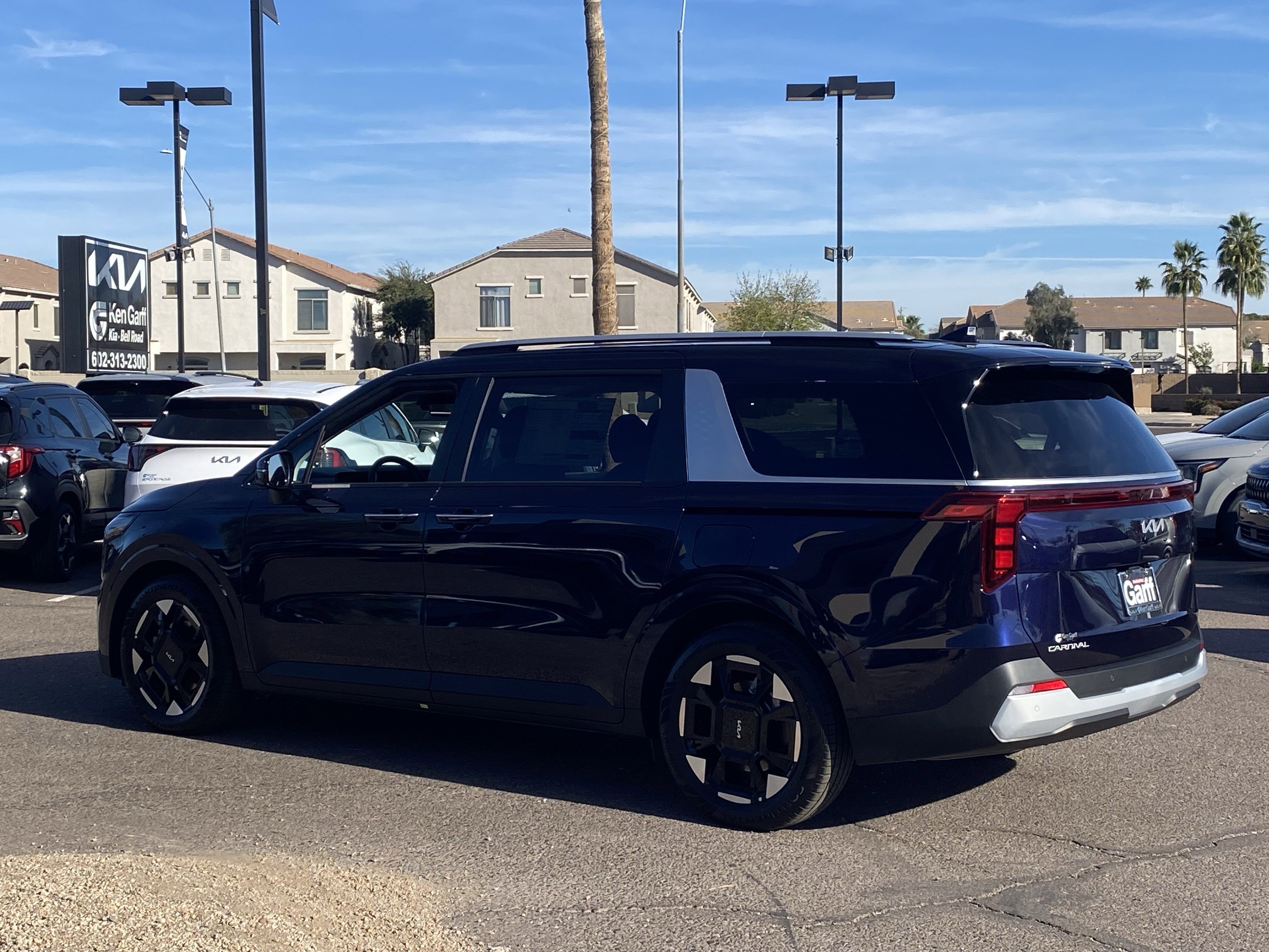 New 2026 Deep Chroma Blue Kia EX image 3
