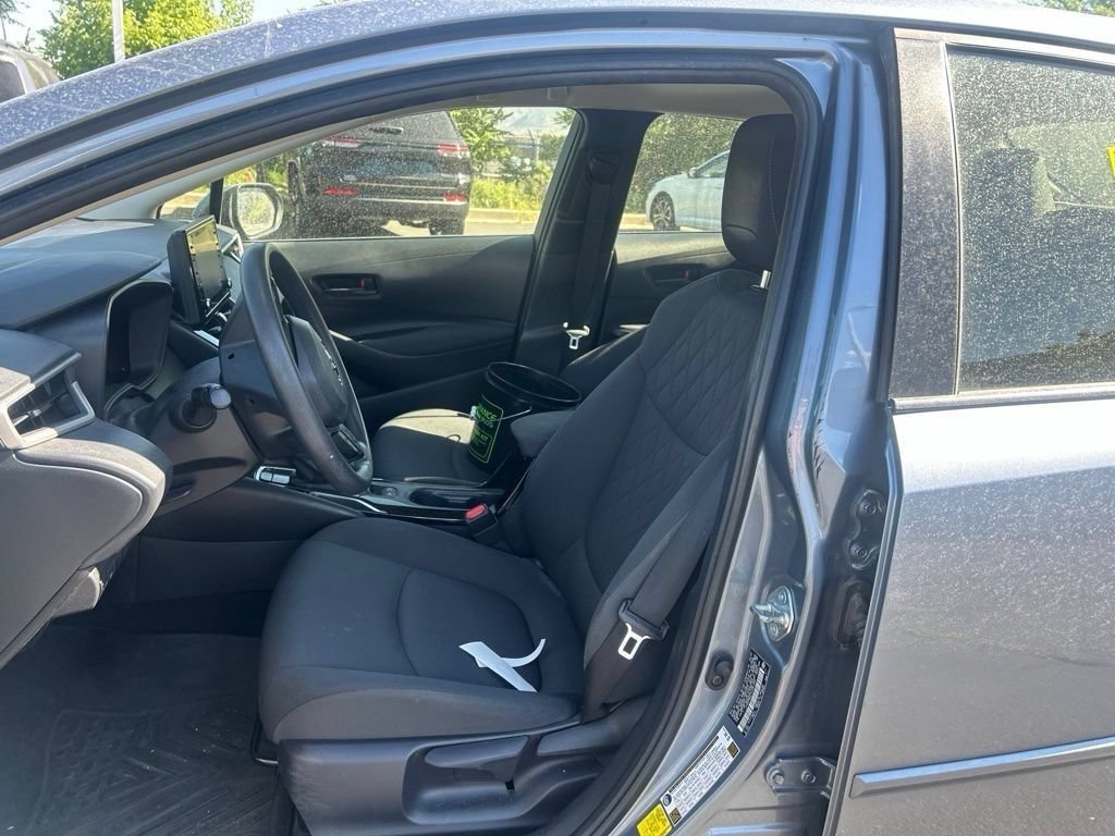 Used 2022 Celestite Toyota LE image 19