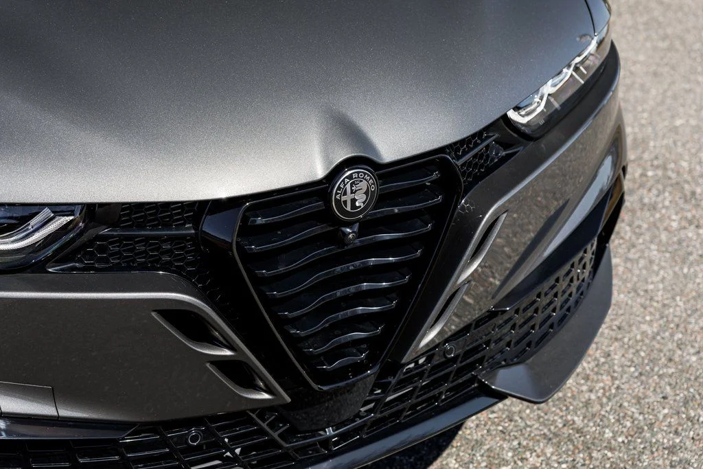 New 2026 Silver Alfa Romeo Sport Speciale image 13