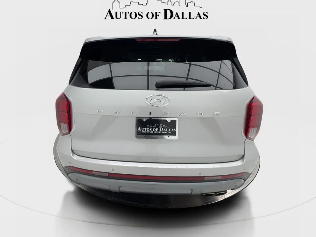 Used 2025 Silver Hyundai Limited image 9