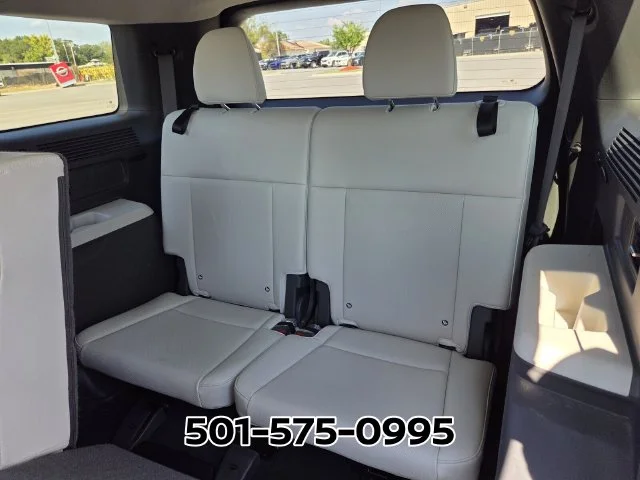 Used 2024 Silver Hyundai SEL image 12
