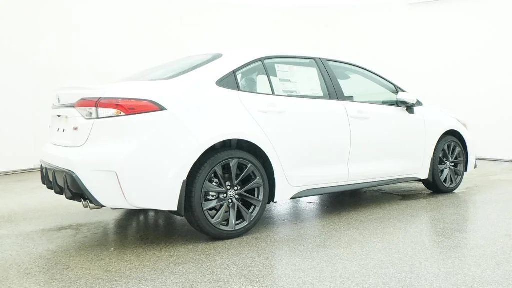 New 2026 Ice Cap Toyota SE image 42