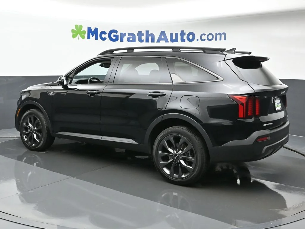 Used 2023 Black Kia X-Line EX image 27