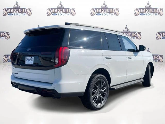 New 2026 White Ford Platinum image 3