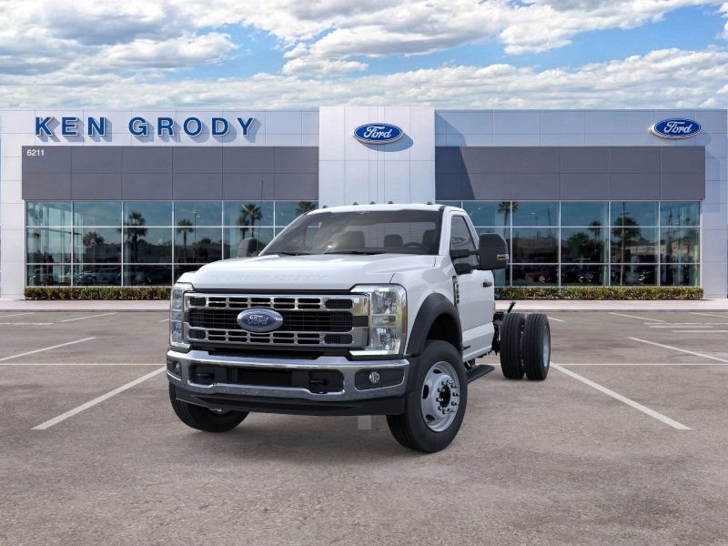 New 2026 Oxford White Ford XL image 2