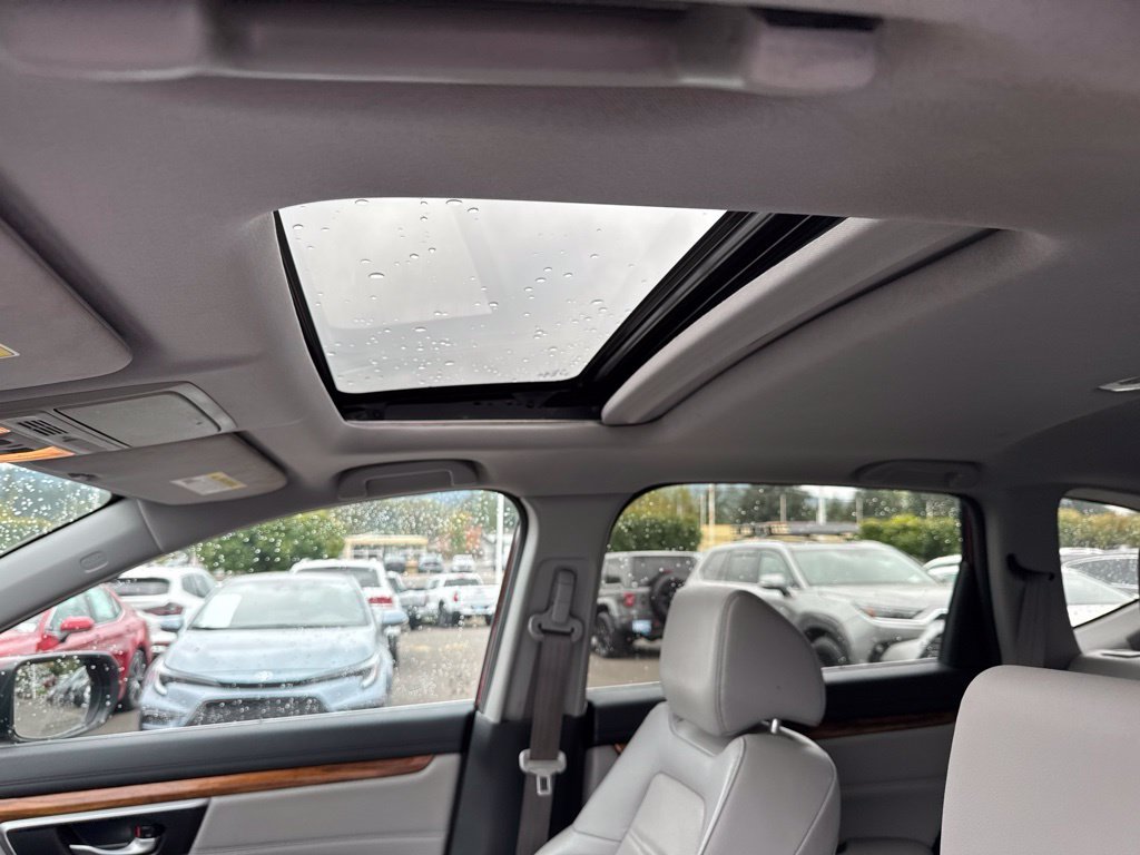 Used 2018 Molten Lava Pearl Honda EX-L image 5