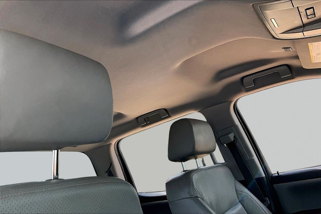 Used 2017 Gray Chevrolet LT image 17