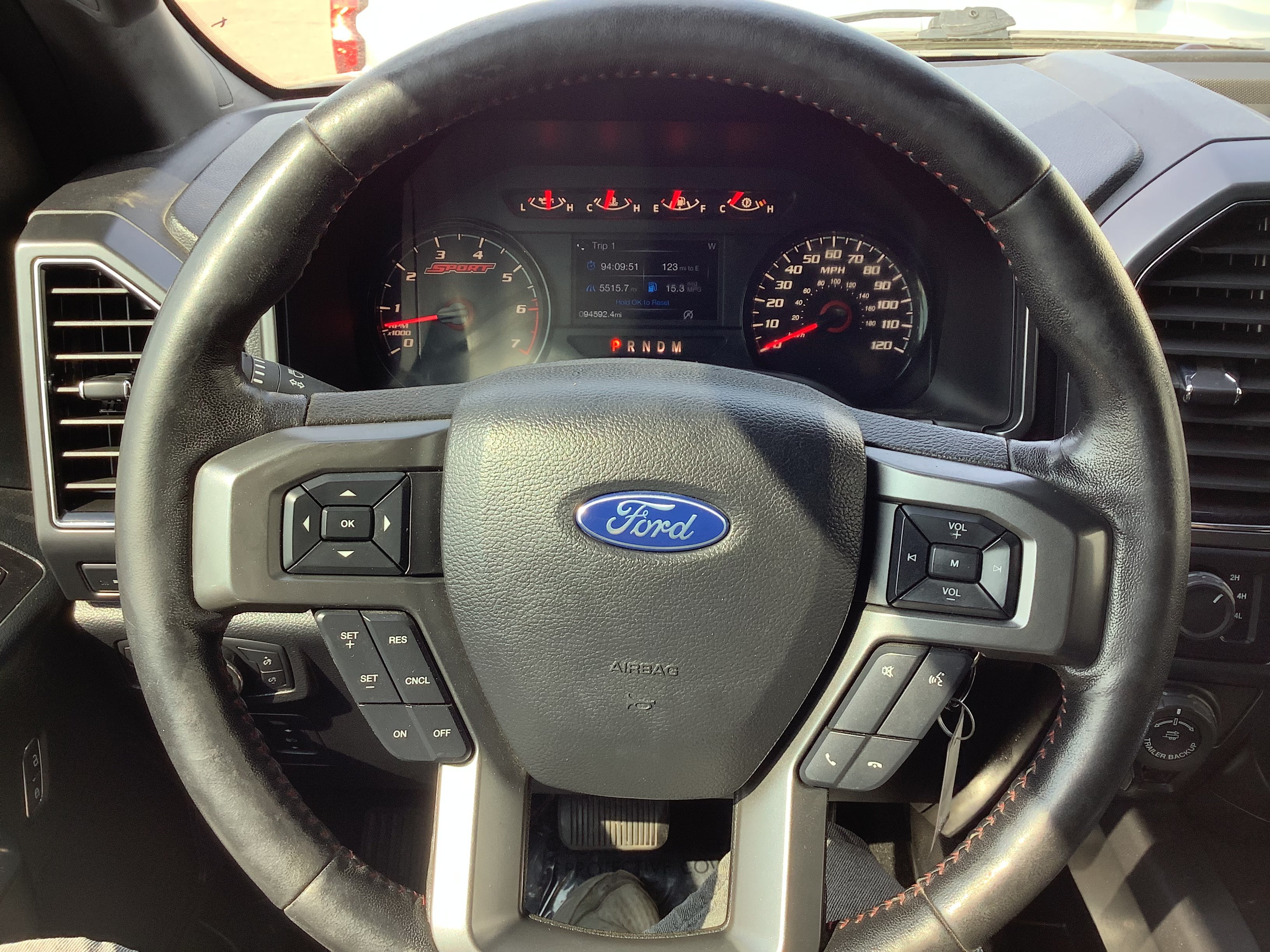 Used 2019 Black Ford XLT image 12