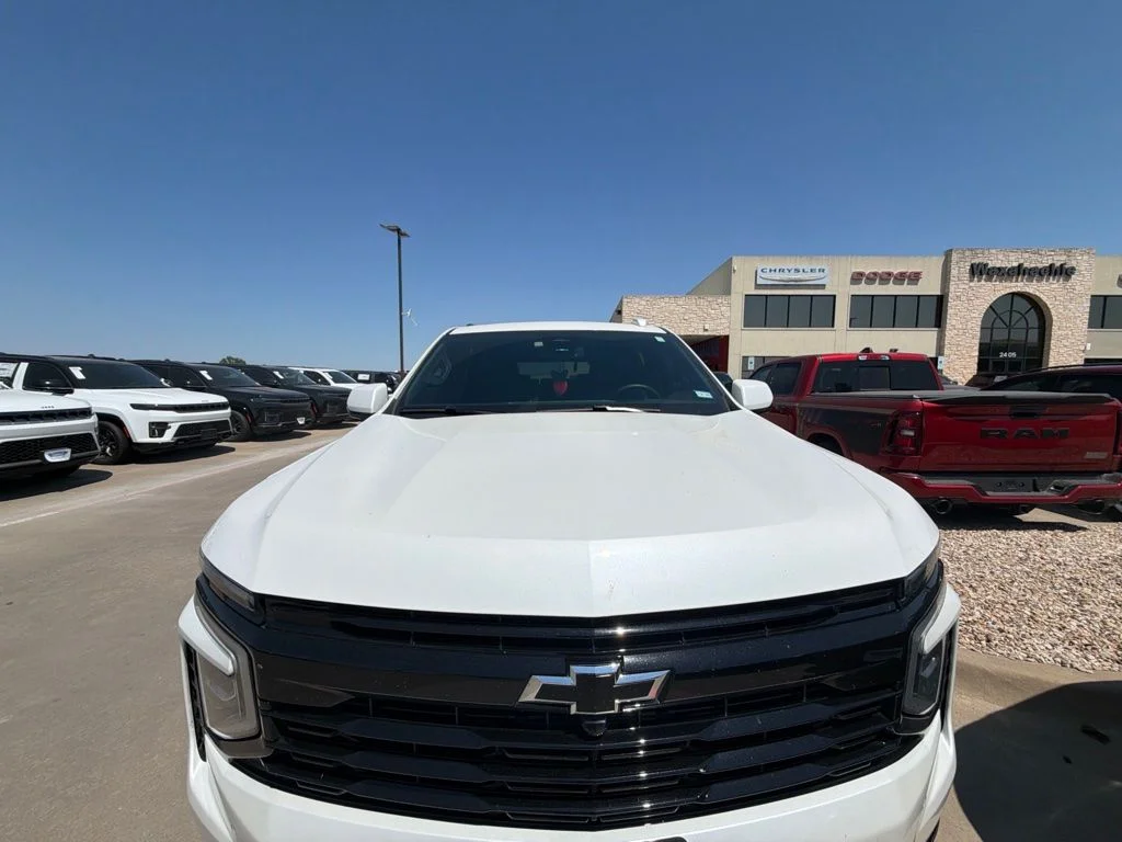 Used 2025 Beige Chevrolet RST image 3
