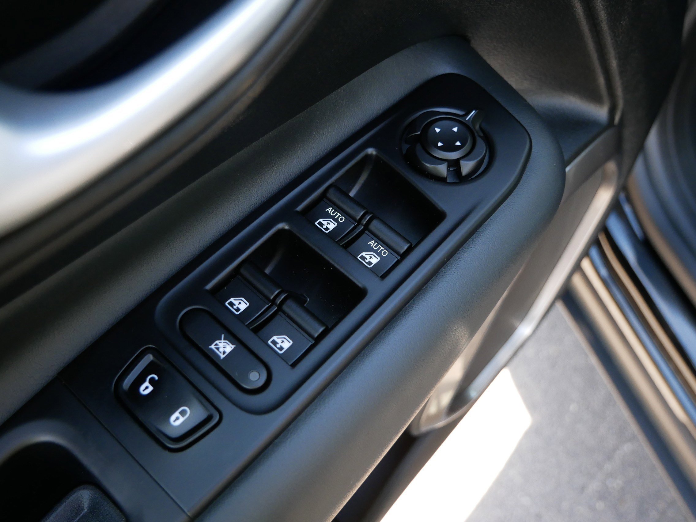 2023 Jeep Renegade Limited - Photo 15