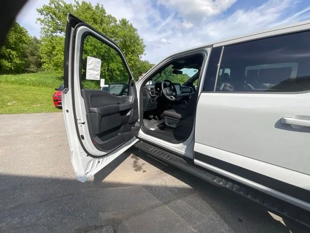 New 2026 Avalanche Ford XLT image 35