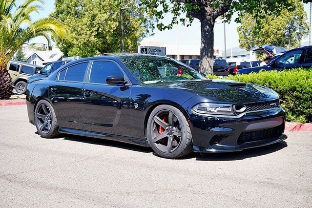 Used 2019 Black Dodge SRT Hellcat image 5