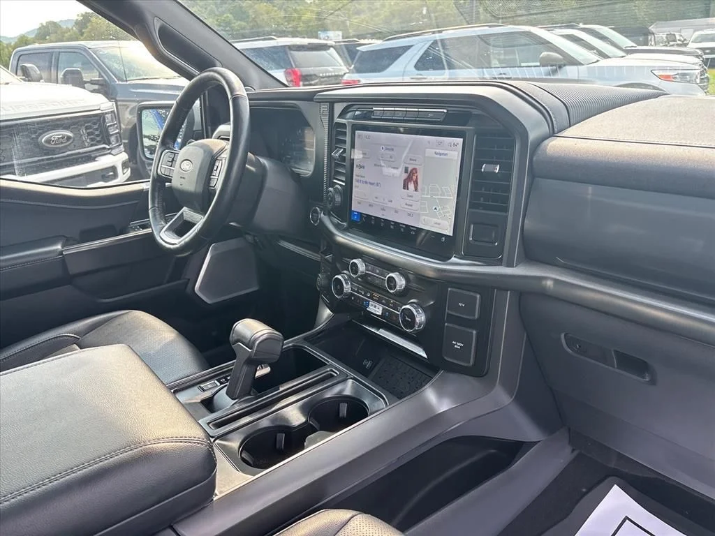 Used 2024 Avalanche Ford Lariat image 14