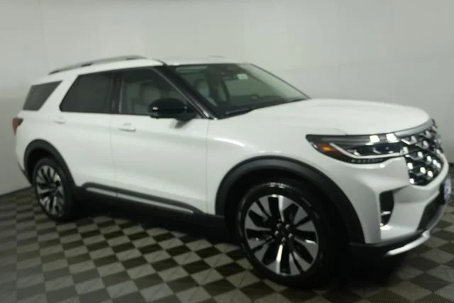 2026 Ford Explorer Platinum™