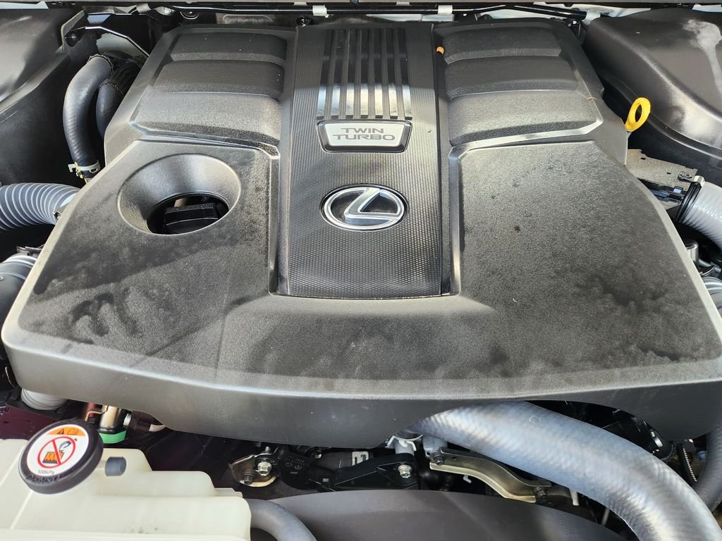 Used 2024 White Pearl Lexus 550 Overtrail image 32