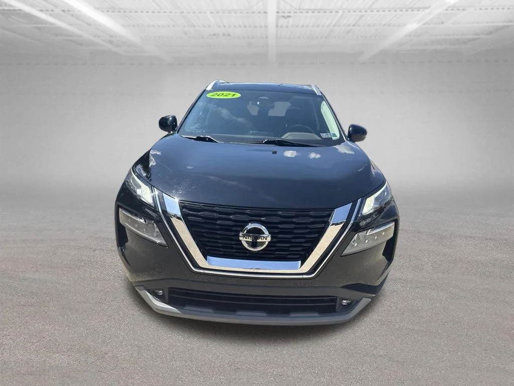 Used 2021 Black Nissan SL image 9