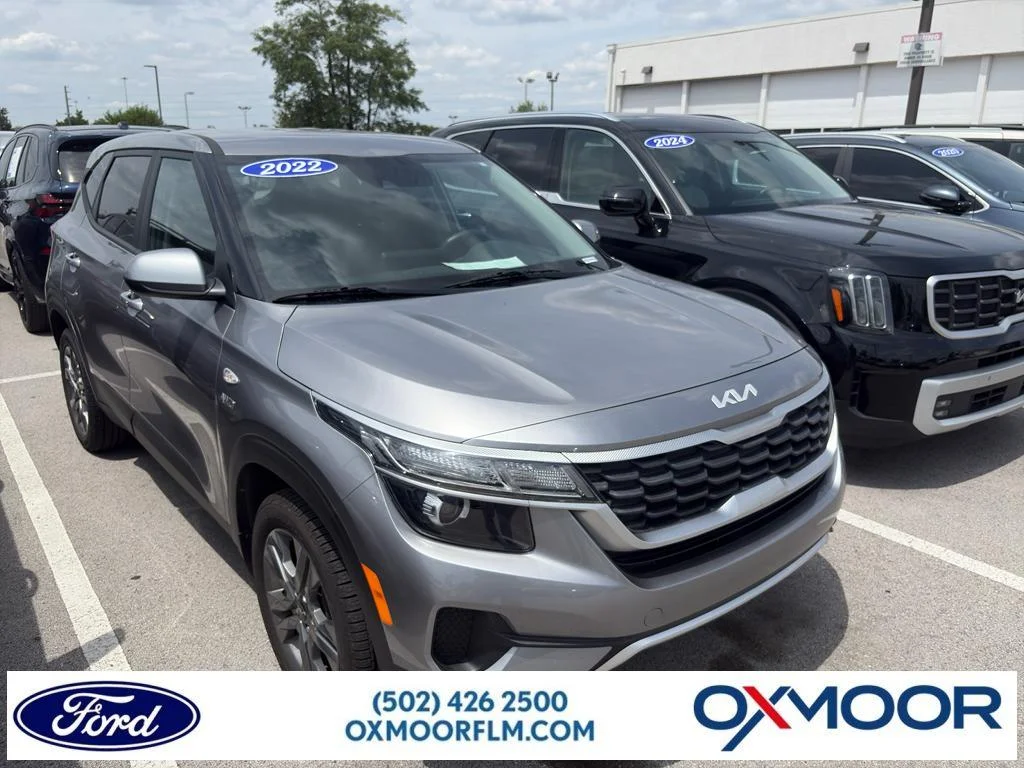 Used 2022 Steel Gray Kia LX image 1