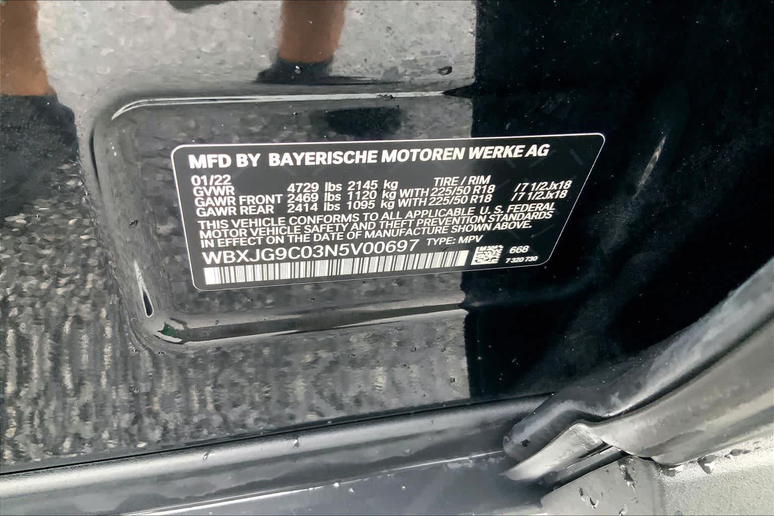Used 2022 Jet Black BMW xDrive28i image 30