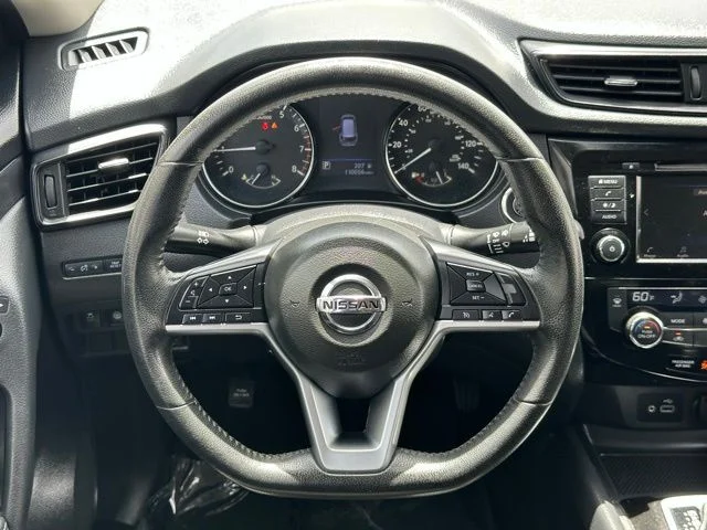 2020 Nissan Rogue SV - Photo 6