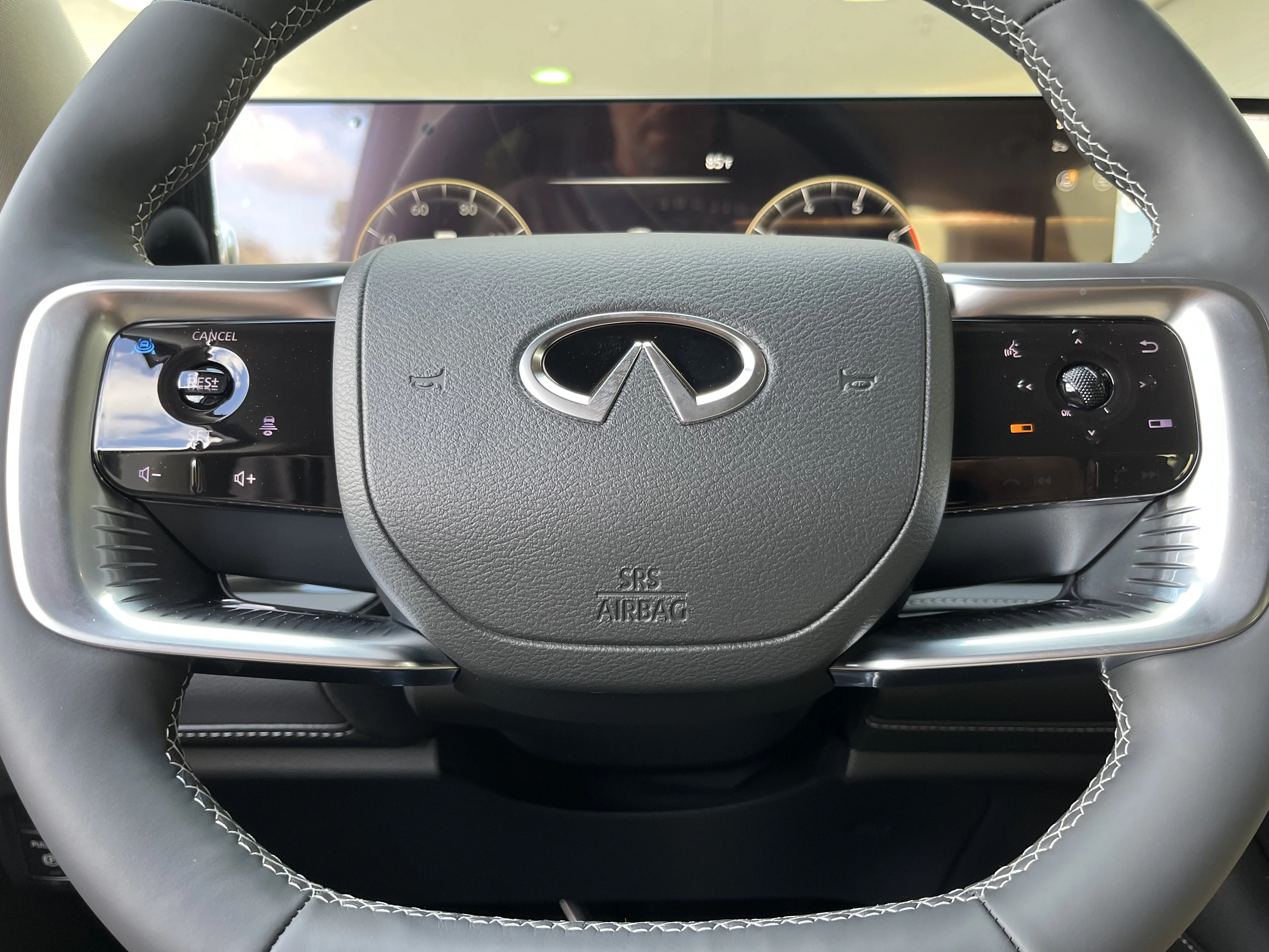 New 2026 Black Obsidian INFINITI LUXE image 20