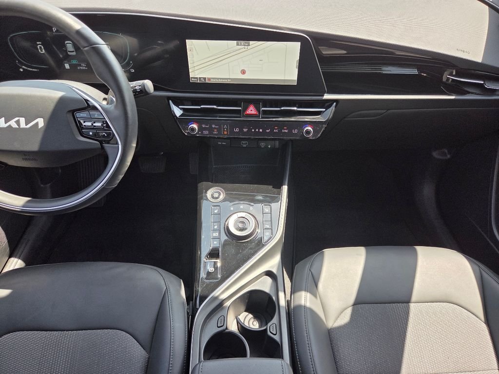 Used 2023 White Kia EX image 15