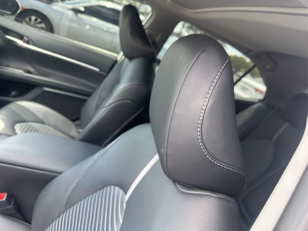 Used 2024 Ice Cap Toyota SE image 9