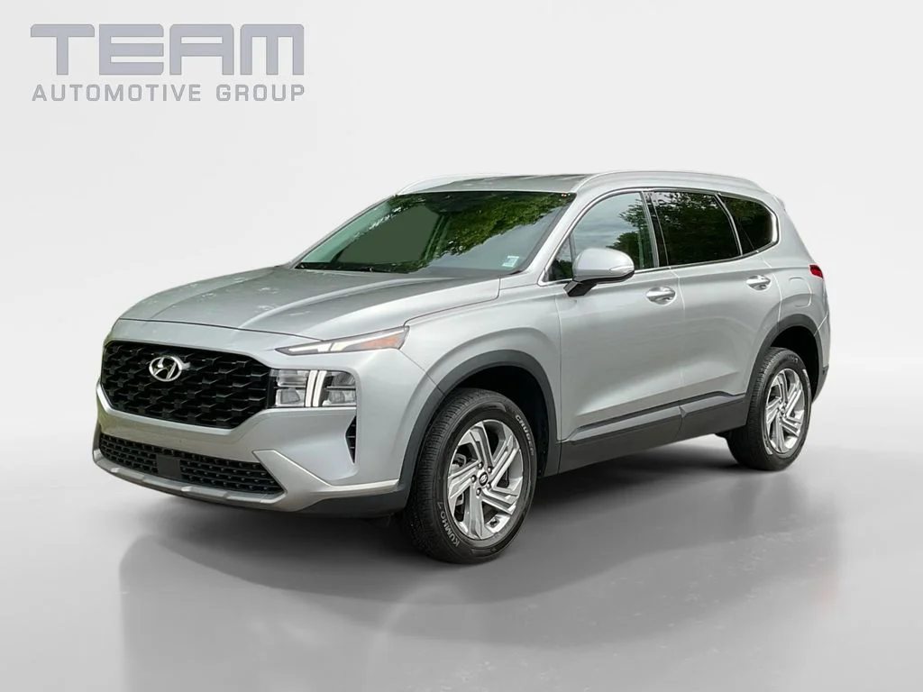 Used 2023 Silver Hyundai SEL image 3