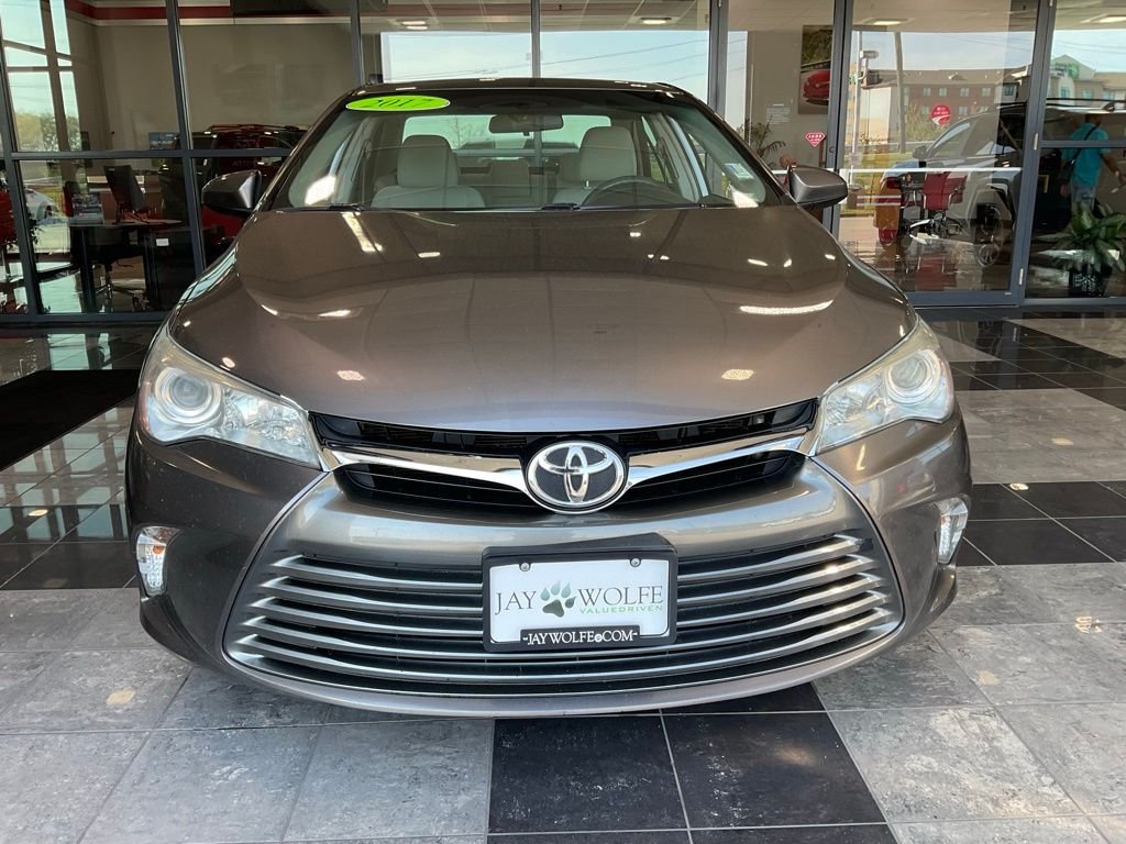 Used 2017 Toyota Camry LE with VIN 4T1BF1FK1HU290982 for sale in Kansas City