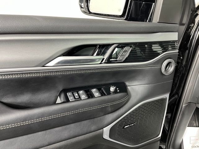 Used 2026 Black Jeep  image 16