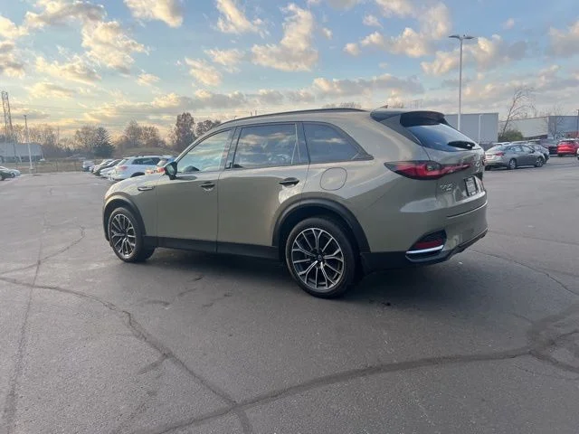 2025 Mazda CX-70 Premium Package - Photo 16