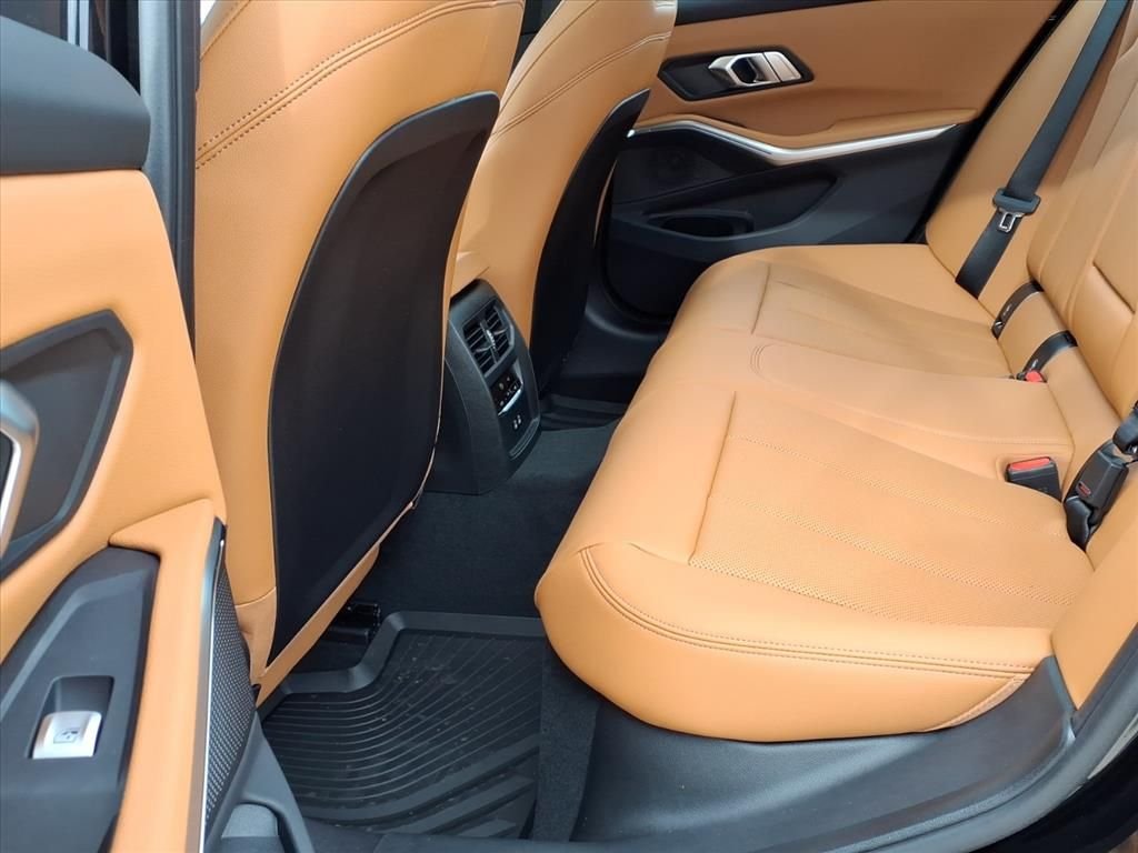New 2026 Black Sapphire Metallic BMW 330i xDrive image 5