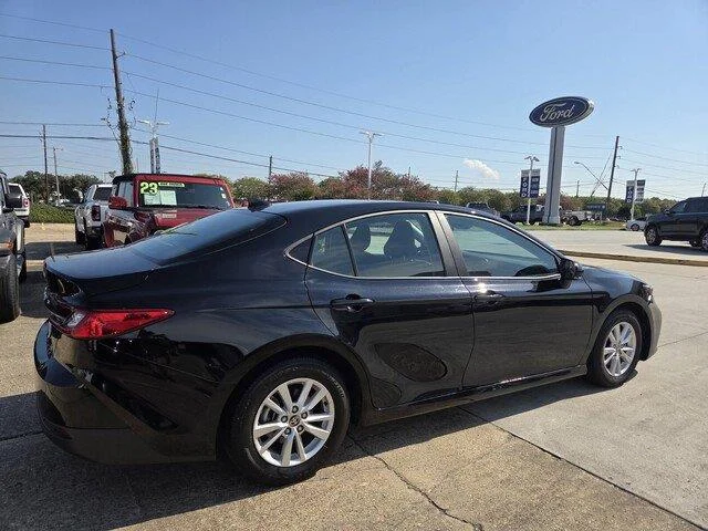 Used 2025 BLACK Toyota LE image 6