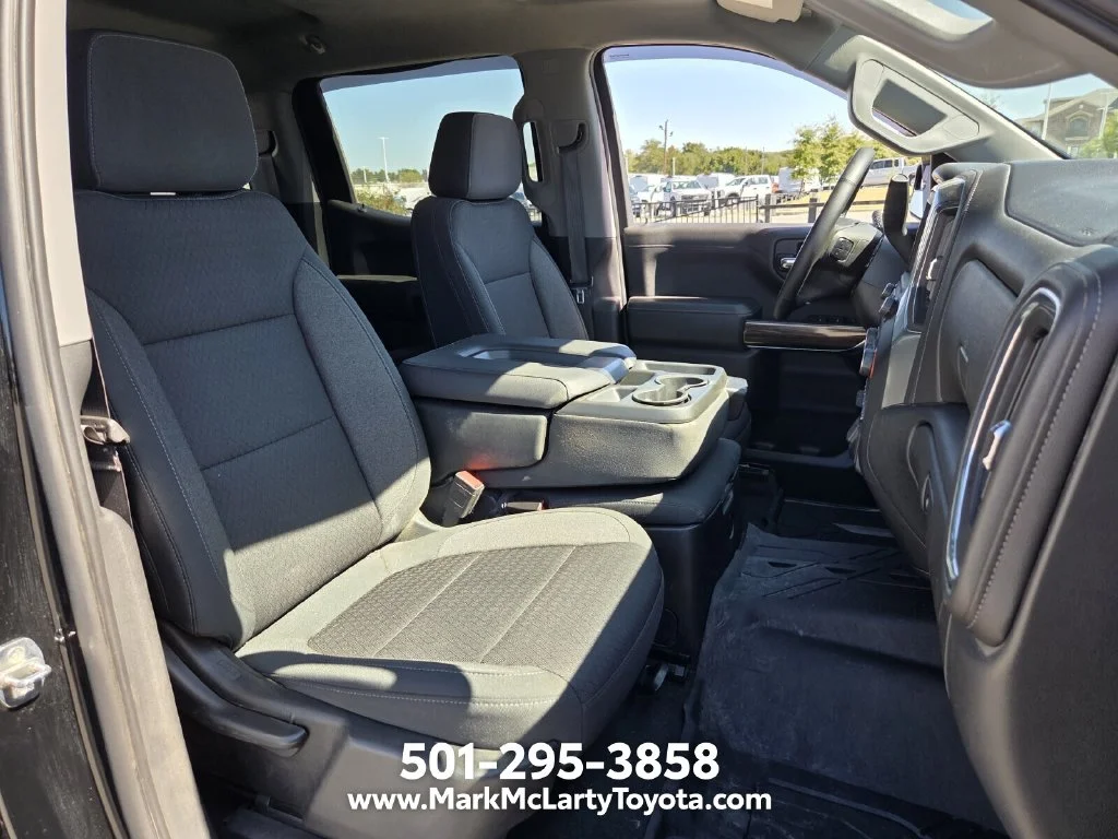 Used 2020 Black Chevrolet LT image 15