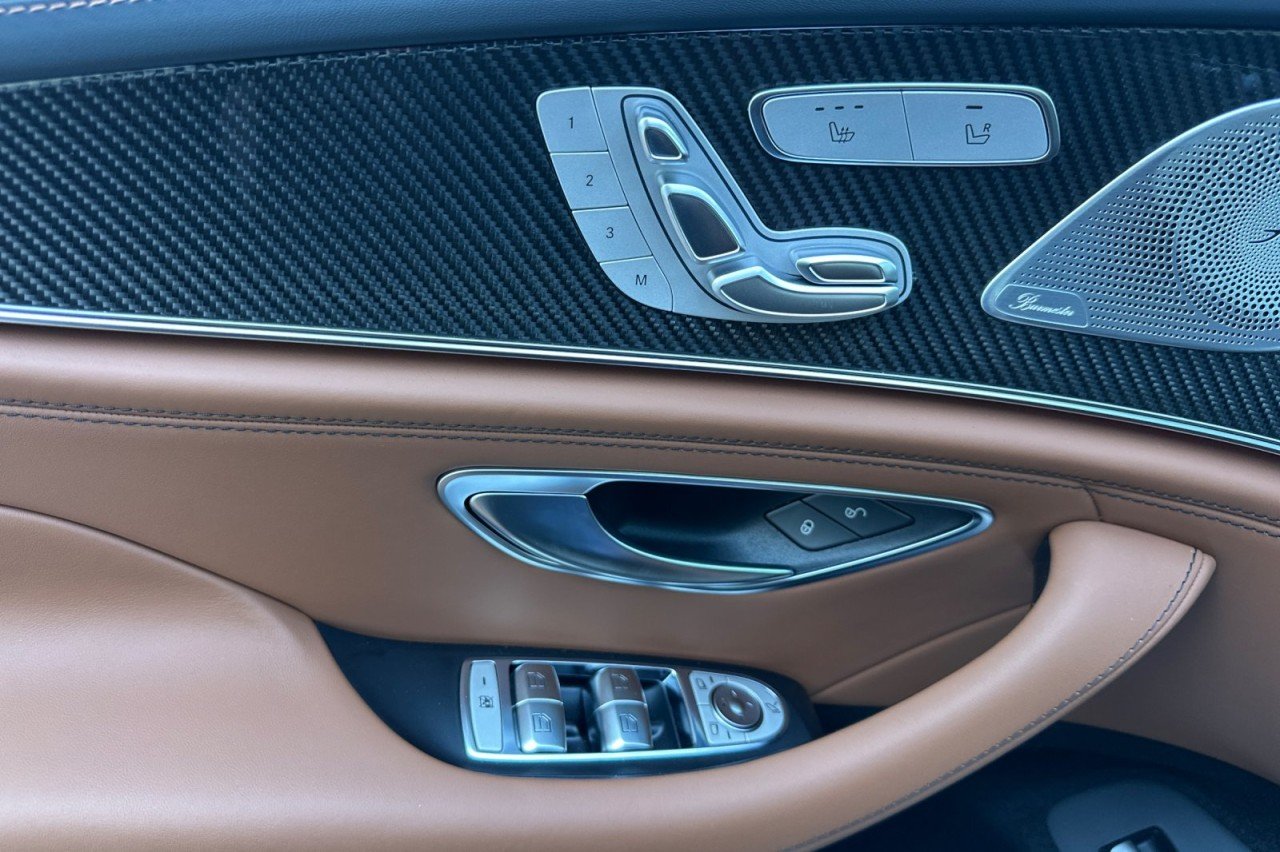 New 2026 MANUFAKTUR Starling Blue Magno Mercedes-Benz AMG® GT 43 4-Door Coupe image 10