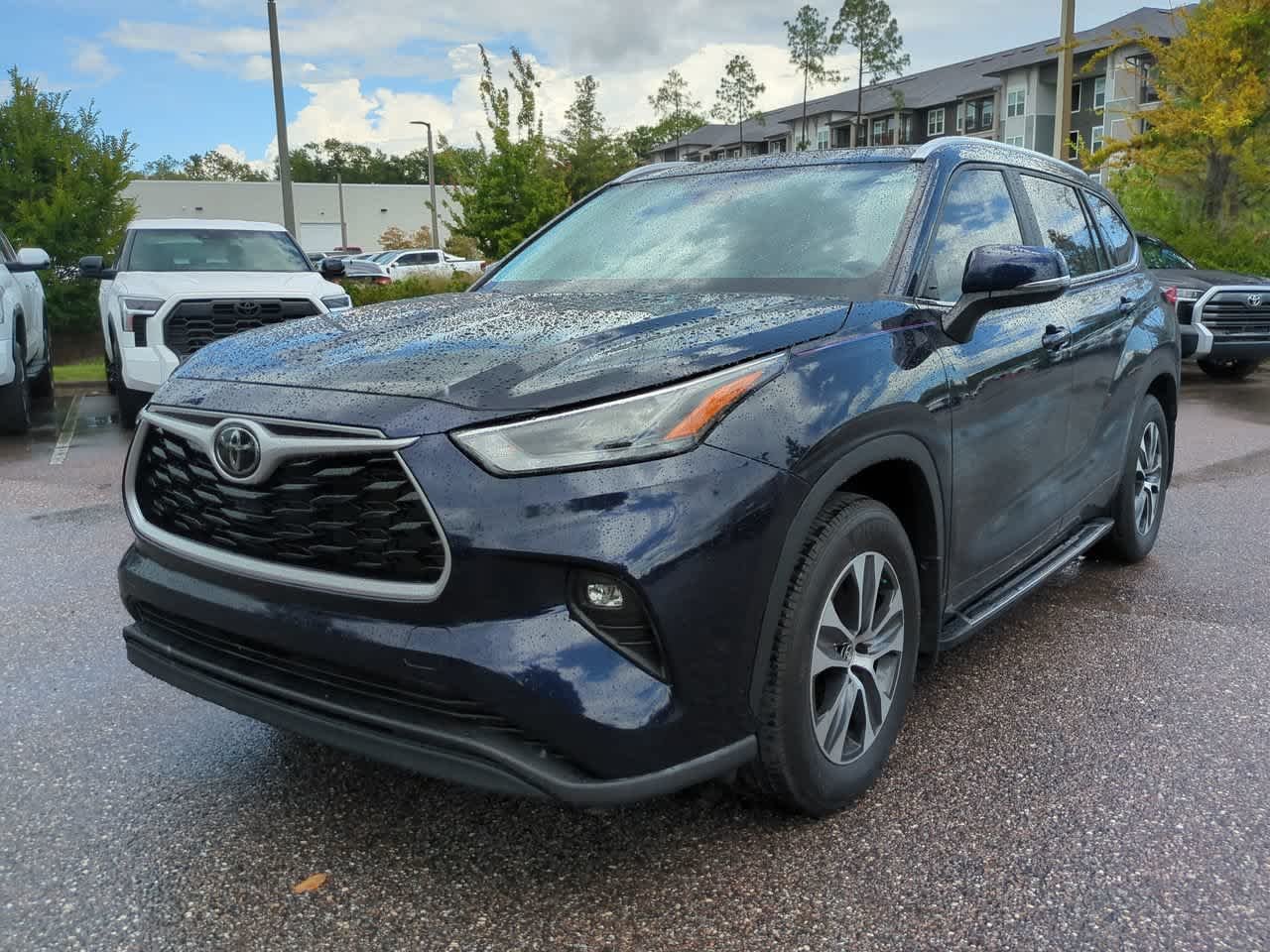 Used 2023 Blueprint Toyota L image 2