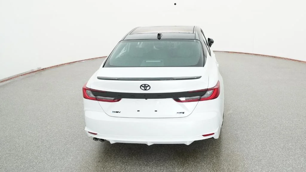 New 2026 Wind Chill Pearl with Midnight Black Metallic roof Toyota XSE image 16